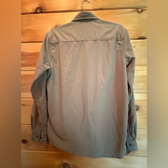 Swiss Tech Dove Button-Up Shirt size Small - Picture 8 of 13